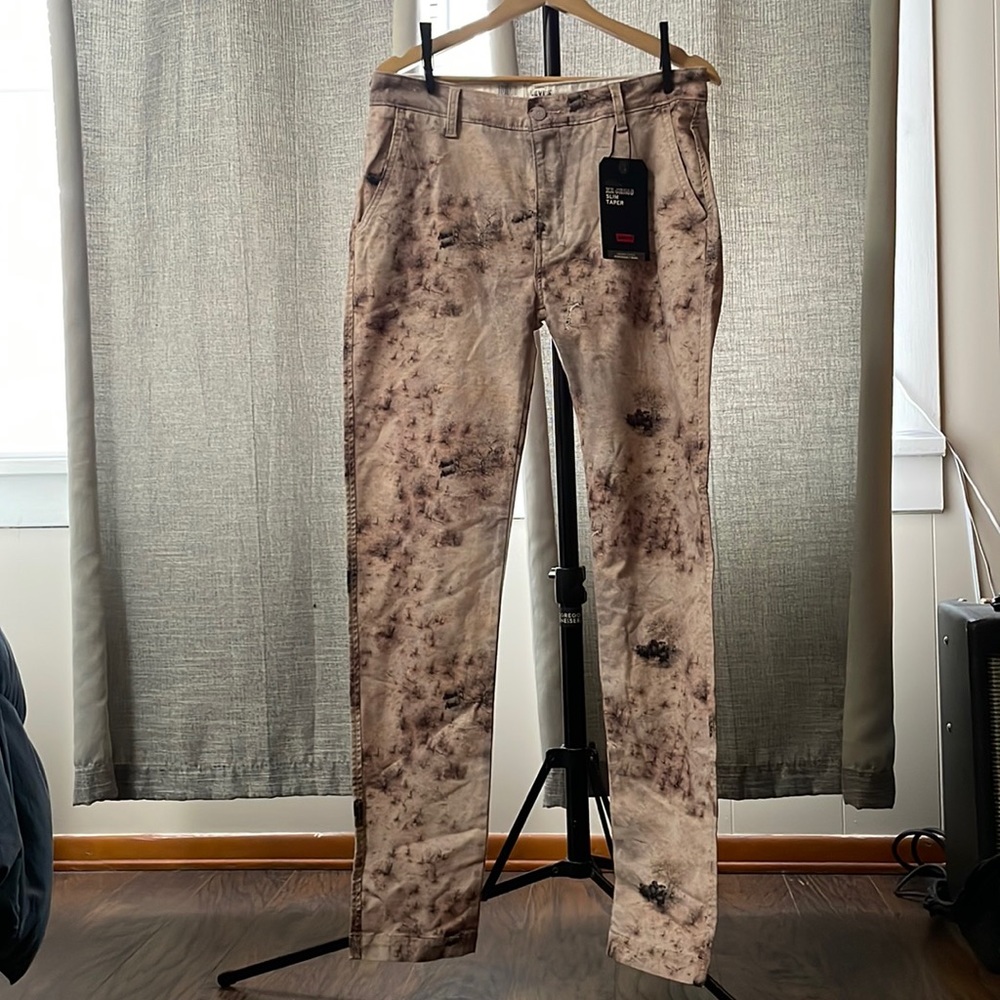 Limited Edition Levi Slim Taper Chino Men’s 32x34 - Elephant Sahara Print Rare